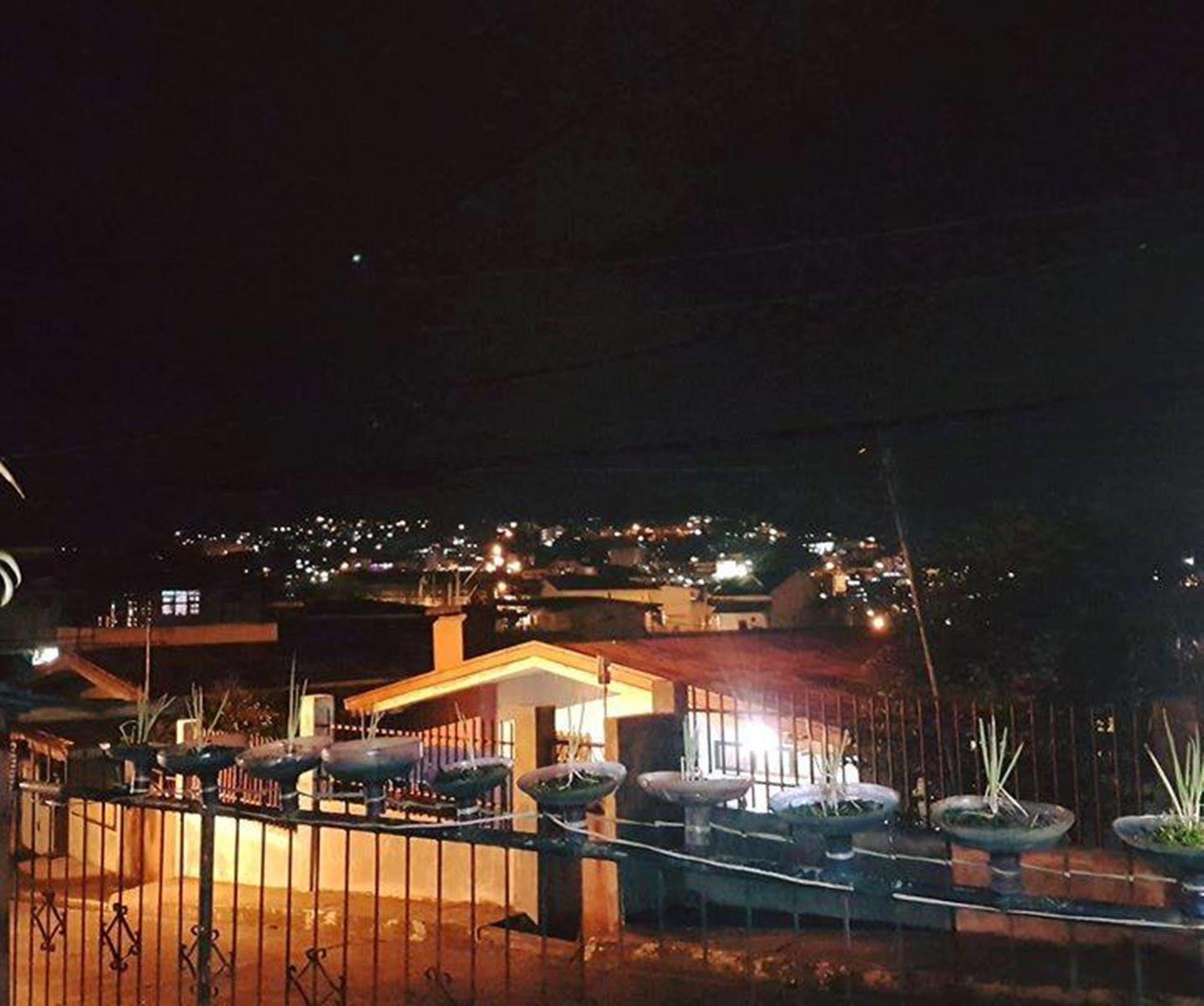 Le Monette Bed & Breakfast Baguio City Bagian luar foto